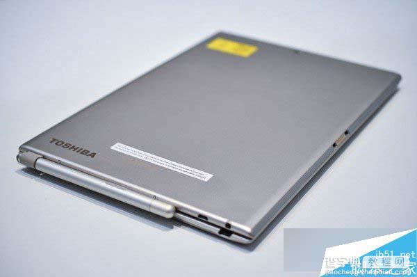 [图赏]东芝新款DynaPad：全球最轻最薄的12英寸平板12