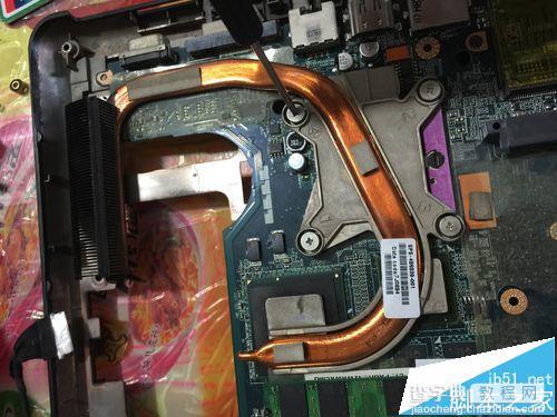 惠普CQ45-147TX笔记本怎么拆机清灰?15