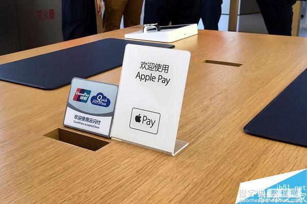 [视频]苹果Apple Pay实际用起来到底怎么样?3