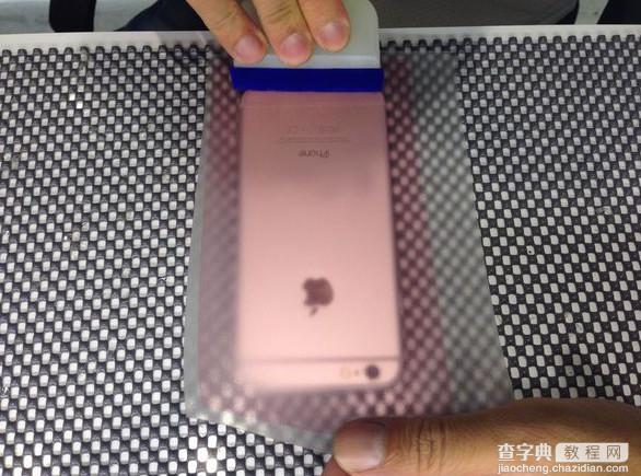 iphone6有粉色的吗？教你DIY粉色iphone6手机外壳4