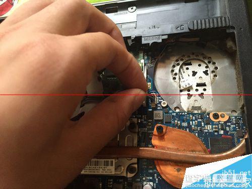 惠普笔记本 ProBook 4431S怎么拆机清理风扇？11