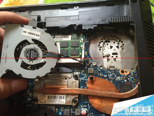 惠普笔记本 ProBook 4431S怎么拆机清理风扇？10