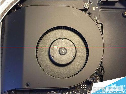 2014款Mac mini 怎么更换SSD固态硬盘？4