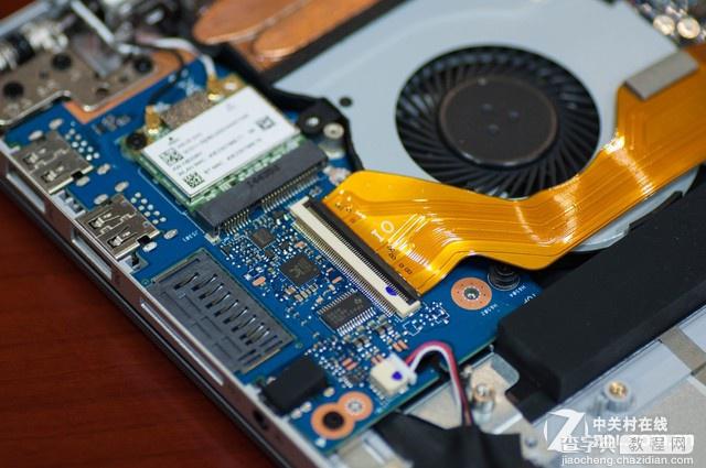 华硕ZenBook  UX501笔记本拆机全过程图解22