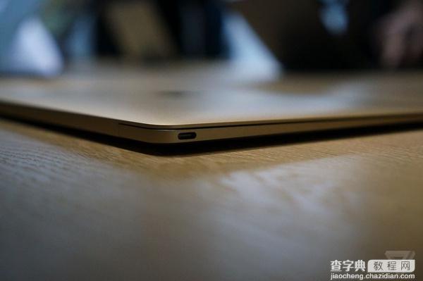 苹果发布会 12英寸MacBook无风扇设计笔记本真机上手9