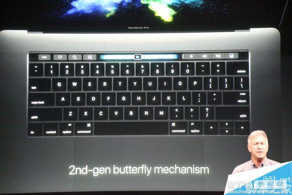 苹果全新MacBook Pro笔记本亮相:OLED触摸条大亮！13
