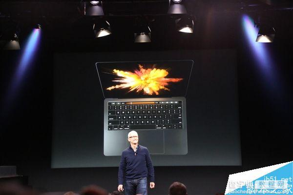 苹果全新MacBook Pro笔记本亮相:OLED触摸条大亮！3
