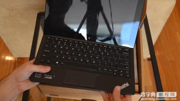 联想ThinkPad Helix 变形本开箱上手测评视频11