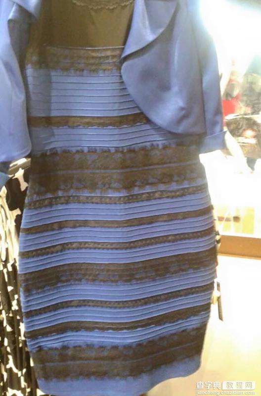 这条裙子到底什么颜色?PS说了这条裙子是蓝黑的1