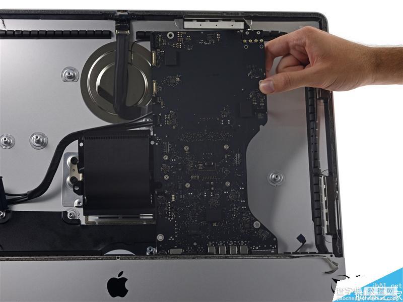 4K超高清分辨率的21.5寸iMac完全拆解：终极大悲剧！19