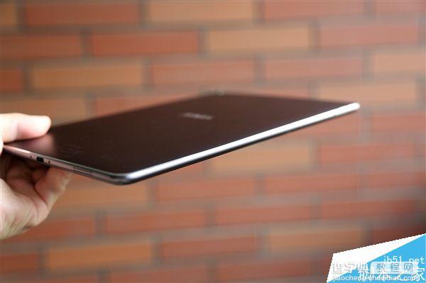 华硕ZenPad 3S 10平板电脑图赏:全球最窄边框8