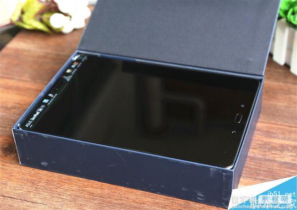 华硕ZenPad 3S 10平板电脑图赏:全球最窄边框26