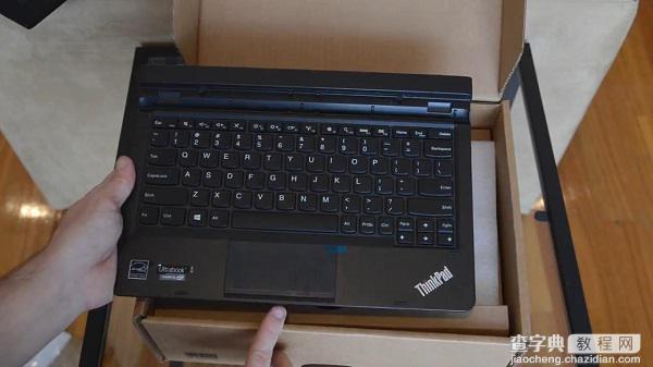 联想ThinkPad Helix 变形本开箱上手测评视频8