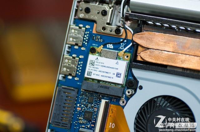 华硕ZenBook  UX501笔记本拆机全过程图解6