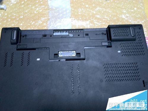 ThinkPad T440p笔记本怎么安装上液态金属导热垫?2