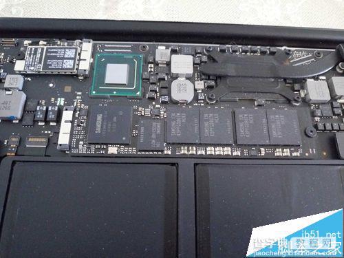 macbook air笔记本怎么拆机更换键盘?6