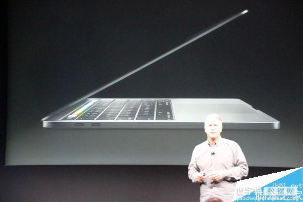 苹果全新MacBook Pro笔记本亮相:OLED触摸条大亮！5