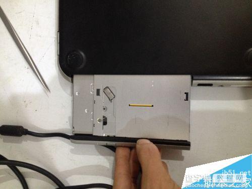 戴尔笔记本P35G拆机全过程图解7
