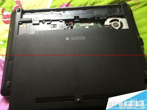 惠普笔记本 ProBook 4431S怎么拆机清理风扇？7