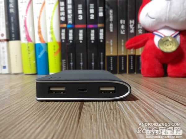 一加来电移动电源砂岩黑版开箱图赏 手感依旧很棒17