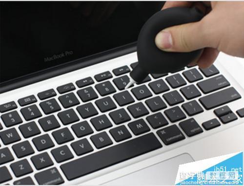 MacBook pro笔记本怎么清洗键盘?3