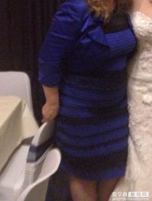 这条裙子到底什么颜色?PS说了这条裙子是蓝黑的11
