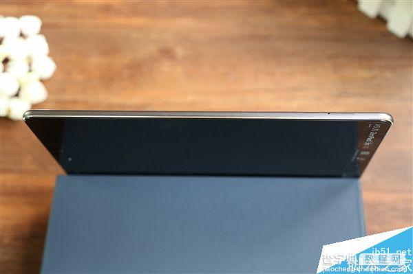 华硕ZenPad 3S 10平板电脑图赏:全球最窄边框12