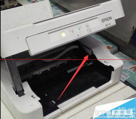 爱普生打印机怎么更换墨盒？7