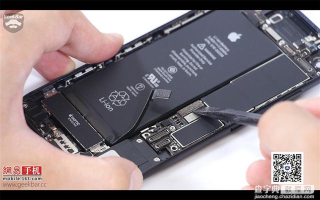 iPhone7做工怎么样 苹果iPhone7拆机全过程图解评测20
