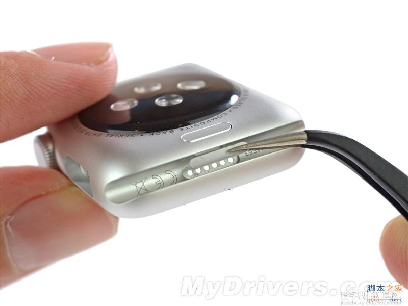 38毫米表盘的运动版apple watch详尽拆解：电池太失望了41