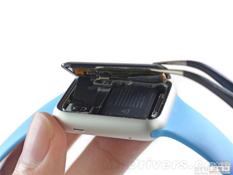 38毫米表盘的运动版apple watch详尽拆解：电池太失望了15