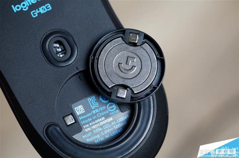 罗技G403 RGB(有线款)游戏鼠标评测:值得推荐的入门电竞外设10