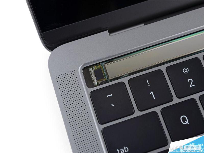 13寸Touch Bar版Macbook Pro拆解图赏:毫无维修价值38
