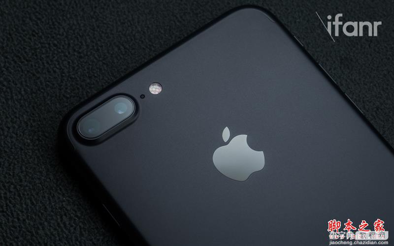 亮黑版iPhone7值得买吗？iPhone 7/7 Plus详细深度评测16
