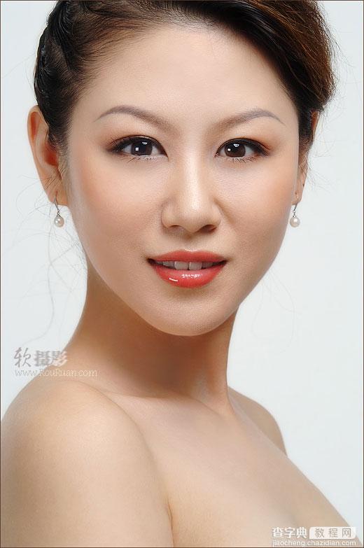 Photoshop调色教程：MM的流行色调1