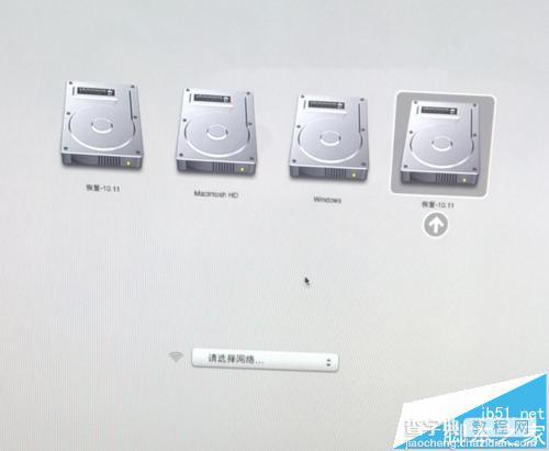Mac怎么将Time Machine备份的系统恢复到新的硬盘?1