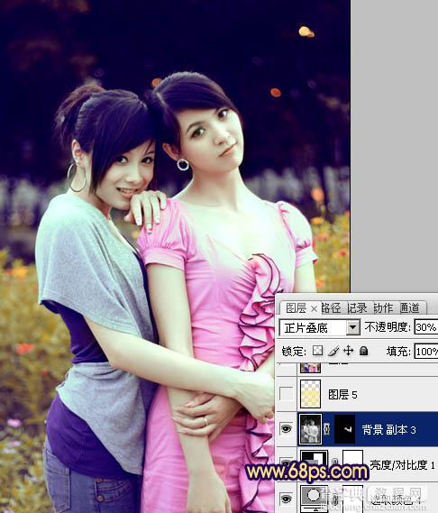 Photoshop将外景美女图片调成柔和的暗调黄紫色25