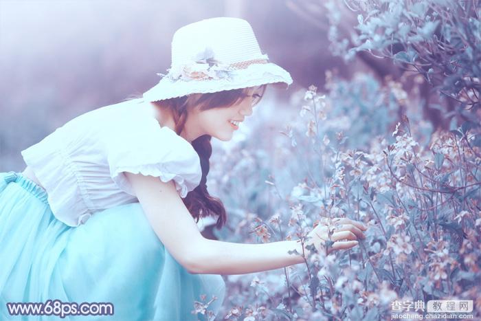 Photoshop将花草中的美女增加上冷艳的淡调青蓝色2