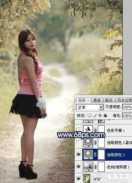 Photoshop调制出深秋暗蓝色树林中的人物图片10