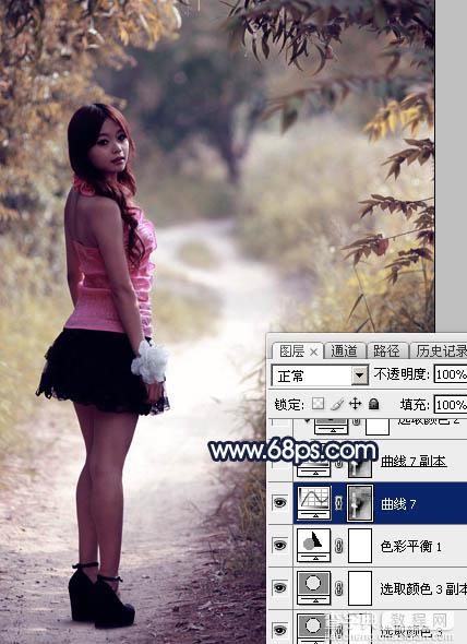Photoshop调制出深秋暗蓝色树林中的人物图片17
