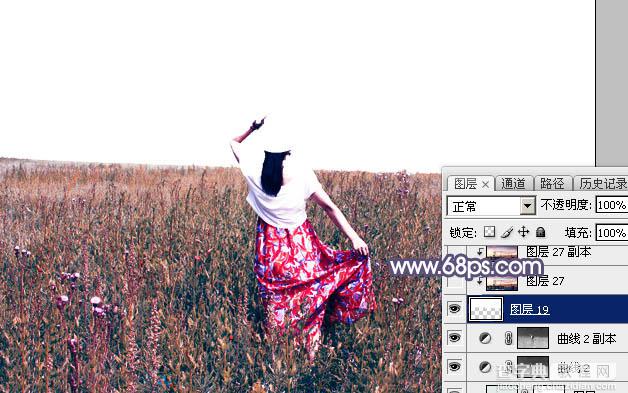 Photoshop将草原人物图片调制出唯美的暗调红蓝色29
