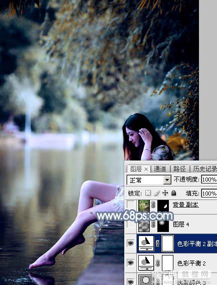 Photoshop将水景人物图片打造出柔和的古典青蓝色特效25