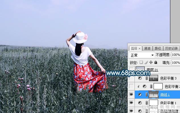 Photoshop将草原人物图片打造出唯美的蓝红色特效15