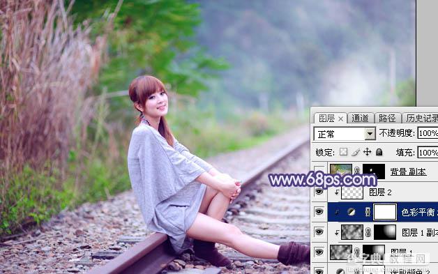 Photoshop将铁轨人物图片打造清爽的淡调蓝绿色效果27