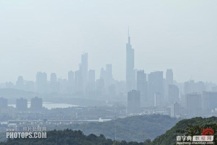 Photoshop将雾霾城市图片调制出高清风景大片1