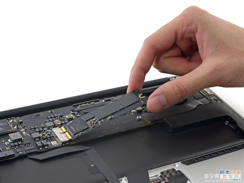 13寸和11寸全新MacBook Air完全拆解(图):偷懒最高境界！12