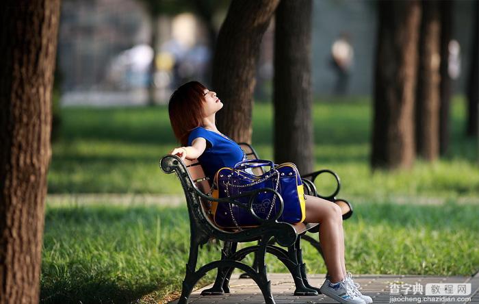Photoshop为公园长椅上的美女调制出唯美的晨曦暖色1