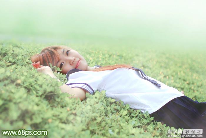 Photoshop将草地上的美女图片增加唯美的春季粉绿色2