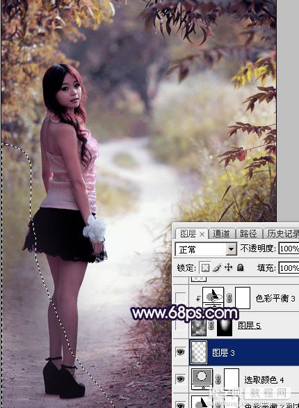 Photoshop调制出暗调秋季蓝紫色树林人物图片35