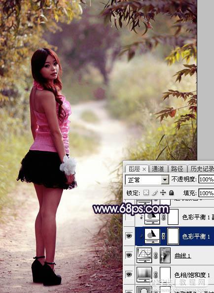 Photoshop调制出暗调秋季蓝紫色树林人物图片17